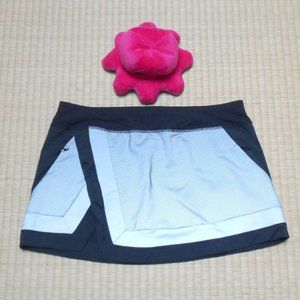 NWT-Lululemon Light it Up reflective skirt Size 6